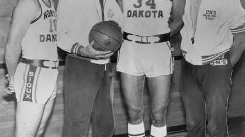 八十岁的禅师，那个让乔丹科比服服帖帖的怪老头