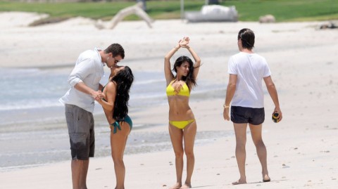 回看2011年金姐海岛撒糖，从亨弗里斯到汉密尔顿，卡戴珊用十五年活成了自己的女王