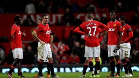 十人热刺1-3水晶宫遭五连败，索兰克难救主