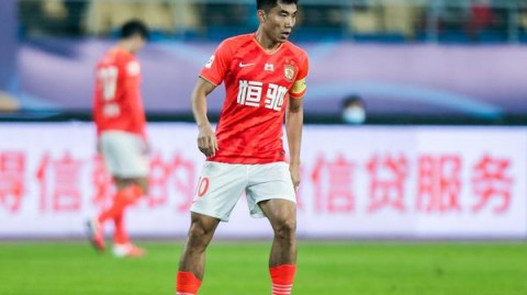 世预赛附加赛决赛：十人意大利1-1波黑，点球大战总比分2-5遗憾出局，蓝衣军团连续三届无缘世界杯
